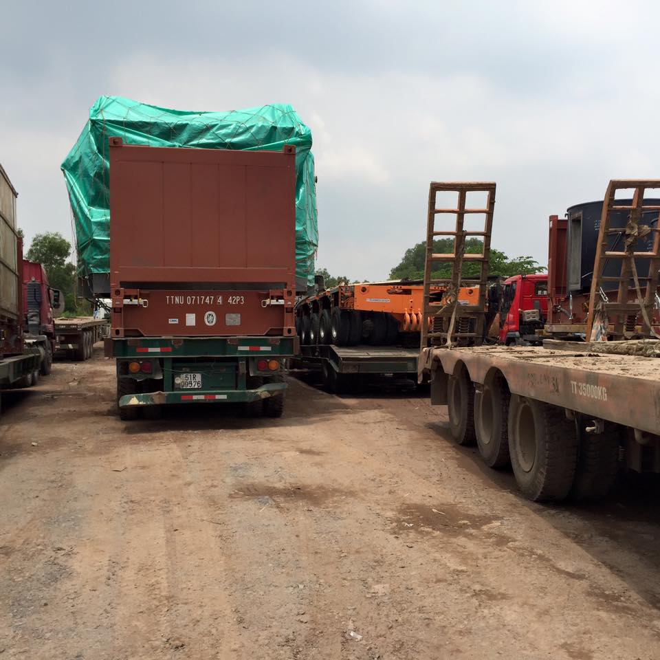 Dich vu van tai duong bo tu Da Nang sang Kampong Speu cua Indochina247