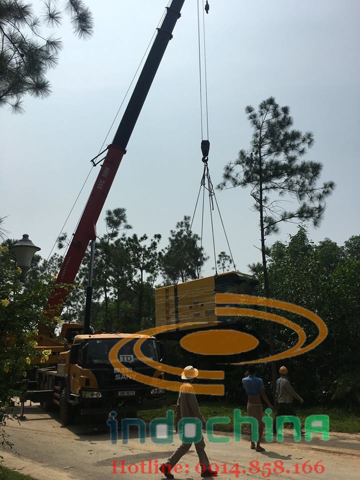 Vận chuyển hàng sang Lào