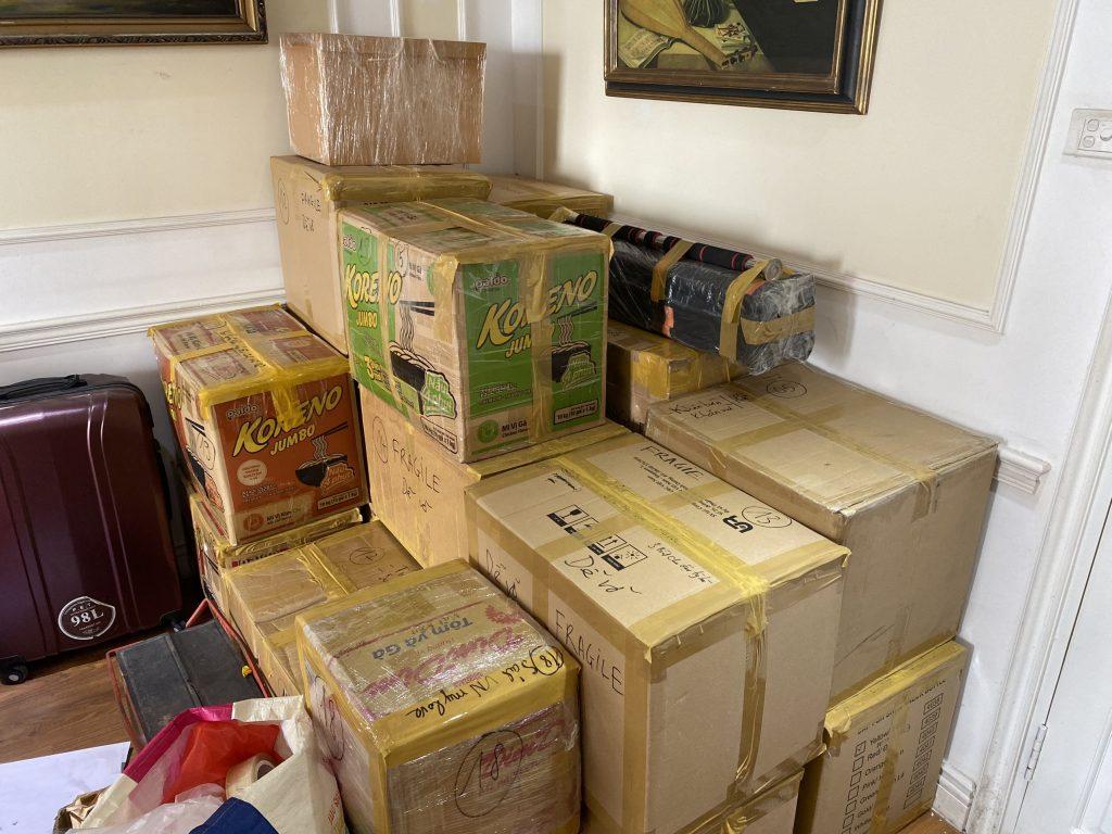 Dịch vụ chuyển phát nhanh hàng đồ gia dụng từ Singapore và Hàn Quốc