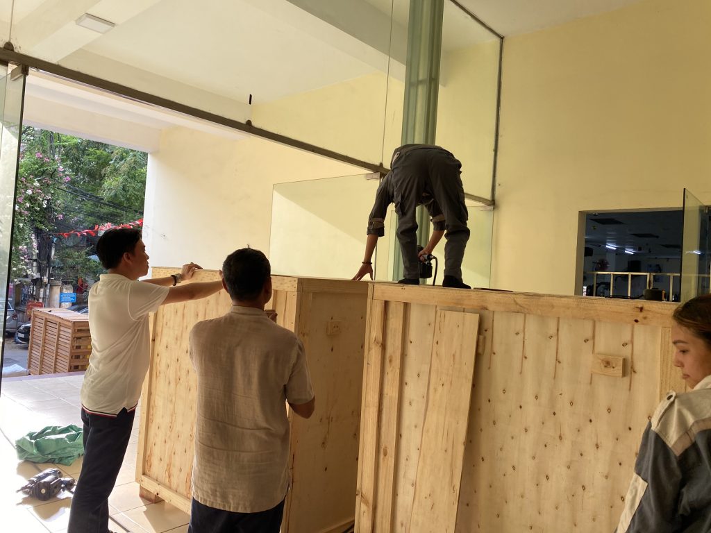 Vận chuyển hàng xách tay mỹ phẩm và thực phẩm chức năng từ Đức và Châu Âu