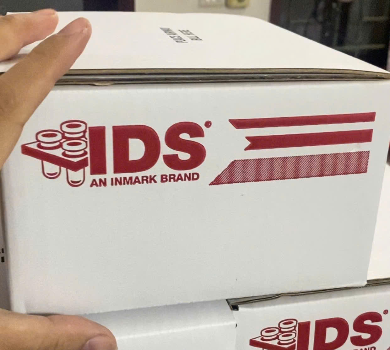 Chuyển phát nhanh hàng xách tay từ Singapore về Việt Nam