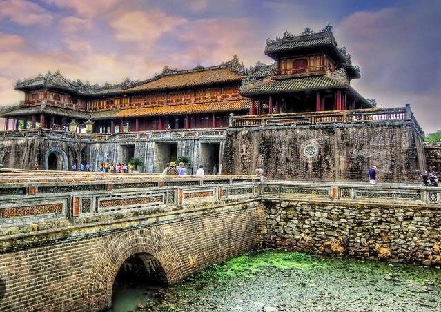 Chuyển phát nhanh không đối thủ tuyến Hà Nội - Đà Nẵng.