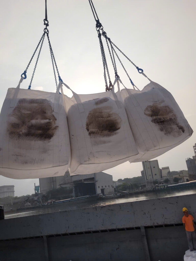 Dịch vụ vận chuyển đá Dolomit 1x2 bằng tàu 3.000 – 7.000 MT